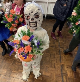 Childrens Halloween Flowercraft workshop